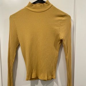 Tillys yellow turtleneck